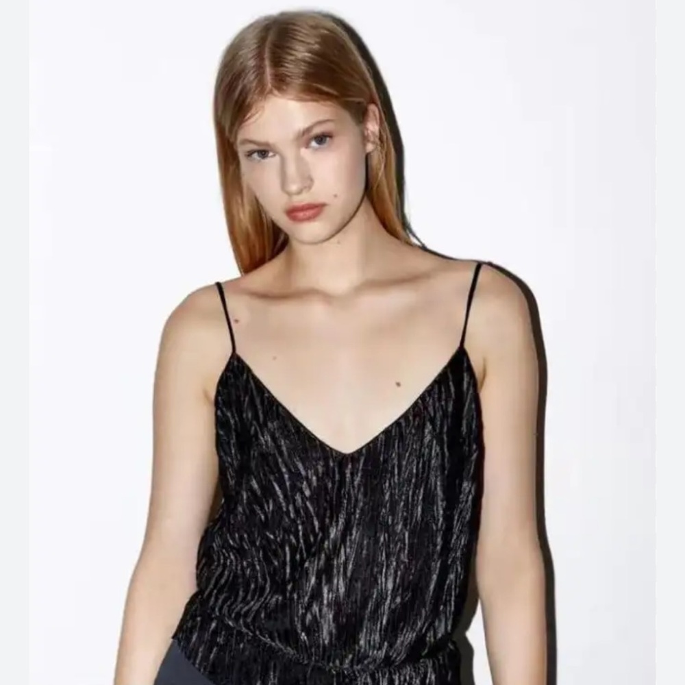 NEW- Zara Pleated Black Crop Tank Top